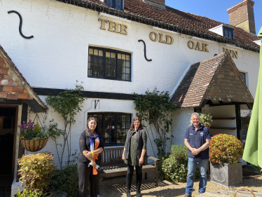 Old Oak Inn