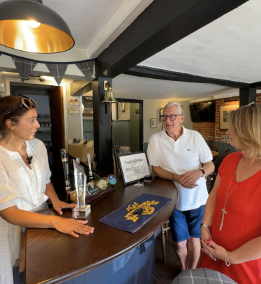 Nusrat Ghani meeting members of the Kings Head Community Benefit Society